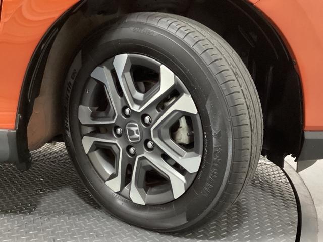 フリード+ クロスター・ホンダセンシング 光触媒抗菌消臭施工済 イモビ USB接続 スマキー Wパワスラ 1オーナー キーレス ナビTV リアカメラ オートクルーズコントロール VSA エコアイドル オートエアコン ETC車載器 DVD再生(24枚目)