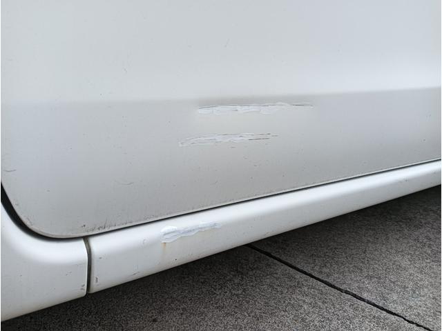 ミラ TX 車検令和9年11月(車検2年)オイル消費改善済み最終モデル 走行2.9万km ワンオーナー元法人車 禁煙車 ヘッドライト左右リペア済み 4ナンバー 貨物 AMFMラジオ エアコン パワステ ABS(78枚目)