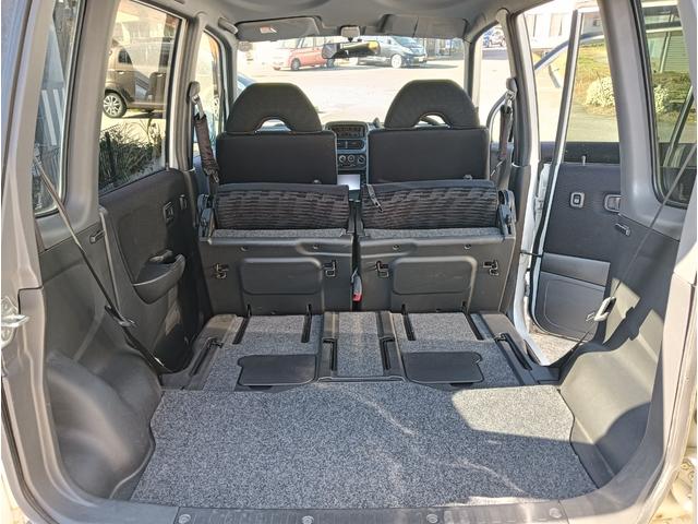 ムーヴ カスタムＬ　車検令和８年１２月１９日　後期モデル　４ＷＤ　禁煙車　ナビ　テレビ　純正オプション天井スピーカー　エンジンスターター　１３インチアルミ　キーレス　４ＡＴ　エアコン　パワステ　チップアップシート（41枚目）