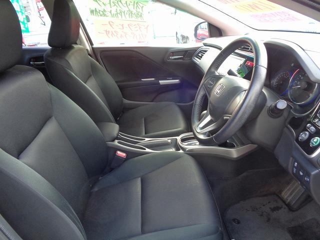 LX 4WD 純正メモリ-ナビTV CD ブルートゥース バックモニタ- スマートキープッシュスタート アイドリングストップ 横滑り防止 シ-トヒ-タ- ドアミラ-ヒ-タ- 革ハンドル 純正AW(16枚目)