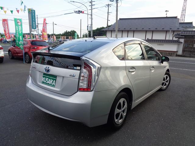 プリウス Ｓ　車検整備付　純正メモリ－ナビ地デジＴＶ　ＣＤ　ＤＶＤ　ブル－トゥ－ス　Ｂカメラ　スマートキ－Ｐスタート　横滑り防止　カ－テンエアバック　フルオ－トＡＣ　オ－トライト　ＨＩＤ　ＥＴＣ　純正ＡＷ　フォグ（2枚目）