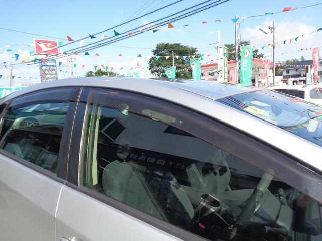 プリウス Ｓ　車検整備付　純正メモリ－ナビ地デジＴＶ　ＣＤ　ＤＶＤ　ブル－トゥ－ス　Ｂカメラ　スマートキ－Ｐスタート　横滑り防止　カ－テンエアバック　フルオ－トＡＣ　オ－トライト　ＨＩＤ　ＥＴＣ　純正ＡＷ　フォグ（8枚目）