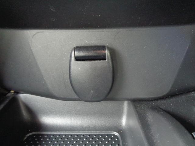 エクストレイル ２０Ｘ　車検整備付　切替４ＷＤ　衝突軽減ブレーキ　前後誤発進抑制　純正９インチメモリ－ナビ地デジＴＶ　アラウンドビューモニター　スマ－トキ－Ｐスタ－ト　クルーズコントロール　パワ－バックドア　電動パーキング（41枚目）