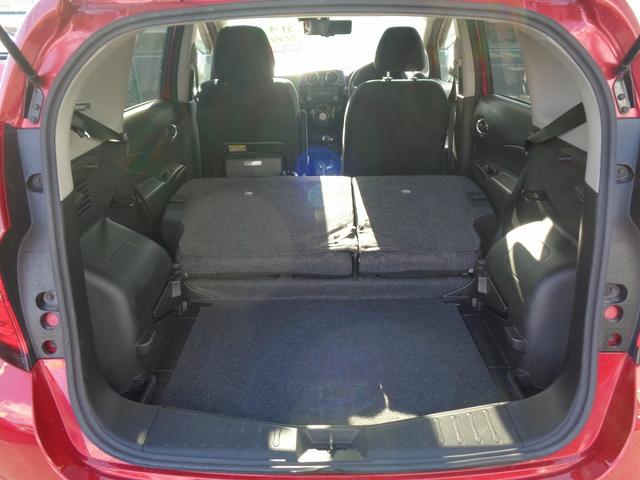 ノート Ｘ　ＦＯＵＲ　切替４ＷＤ　助手席電動スライドアップシ－ト　車検整備付　　衝突軽減ブレーキ　前後誤発進抑制　アラウンドビューモニター　スマ－トキ－Ｐスタ－ト　横滑防止　フルオ－トＡＣ　オ－トライト　コ－ナ－センサ－（28枚目）