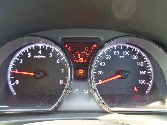 ノート Ｘ　ＦＯＵＲ　切替４ＷＤ　助手席電動スライドアップシ－ト　車検整備付　　衝突軽減ブレーキ　前後誤発進抑制　アラウンドビューモニター　スマ－トキ－Ｐスタ－ト　横滑防止　フルオ－トＡＣ　オ－トライト　コ－ナ－センサ－（49枚目）