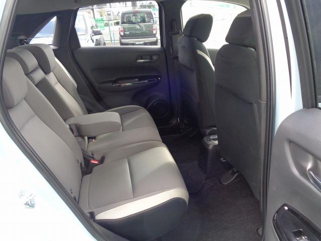 フィット ｅ：ＨＥＶクロスター　車検整備付　衝突軽減ブレーキ　前後誤発進抑制　純正９インチメモリ－ナＴＶ　バックカメラ　スマ－トキ－Ｐスタ－ト　電動パ－キング　クル－ズコントロ－ル　ＬＥＤライト　カ－テンエアバック　コ－ナ－センサ－（22枚目）