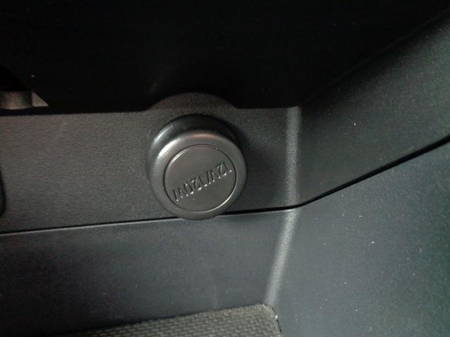 １２ボルト電源です