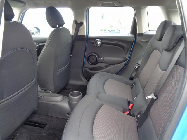 MINI クーパー 整備付 純正HDDナビ バックカメラ ブル-トゥ-ス スマ-トキ- フルオ-トAC ETC フォグランプ アイドリングストップ 横滑り防止 リアコ-ナ-センサ- 社外アルミ バックフォグ 電格ミラ-(19枚目)