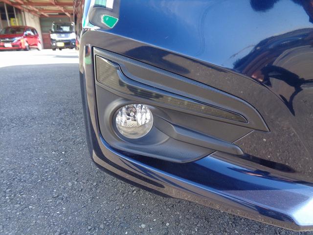 インプレッサスポーツ ２．０ｉ－Ｓアイサイト　車検整備付　４ＷＤ　衝突軽減ブレーキ　純正メモリーナビ地デジＴＶ　バックカメラ　スマートキ－Ｐスタート　横滑り防止　クルーズコントロール　パワ－シ－ト　電動パ－キング　パドルシフト　ＬＥＤライト（13枚目）