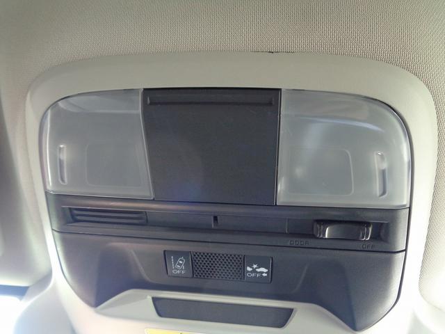 インプレッサスポーツ ２．０ｉ－Ｓアイサイト　車検整備付　４ＷＤ　衝突軽減ブレーキ　純正メモリーナビ地デジＴＶ　バックカメラ　スマートキ－Ｐスタート　横滑り防止　クルーズコントロール　パワ－シ－ト　電動パ－キング　パドルシフト　ＬＥＤライト（49枚目）