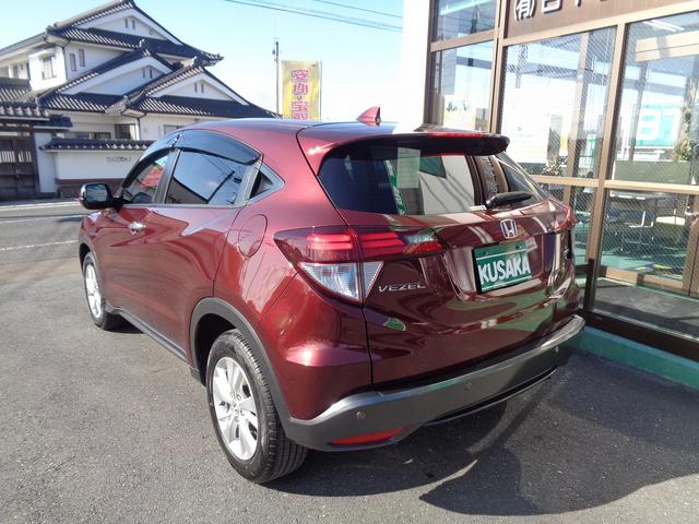 ヴェゼル ハイブリッドＸ　車検整備付　衝突軽減ブレーキ　純正メモリーナビ地デジＴＶ　バックカメラ　スマートキ－Ｐスタート　クルーズコントロール　横滑り防止　コ－ナ－センサ－　電動パ－キング　カ－テンエアバック　ＬＥＤライト（5枚目）