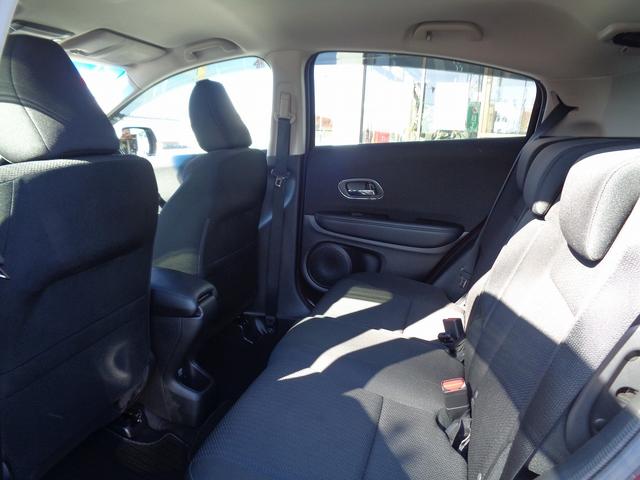 ヴェゼル ハイブリッドＸ　車検整備付　衝突軽減ブレーキ　純正メモリーナビ地デジＴＶ　バックカメラ　スマートキ－Ｐスタート　クルーズコントロール　横滑り防止　コ－ナ－センサ－　電動パ－キング　カ－テンエアバック　ＬＥＤライト（24枚目）