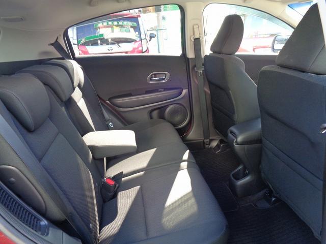 ヴェゼル ハイブリッドＸ　車検整備付　衝突軽減ブレーキ　純正メモリーナビ地デジＴＶ　バックカメラ　スマートキ－Ｐスタート　クルーズコントロール　横滑り防止　コ－ナ－センサ－　電動パ－キング　カ－テンエアバック　ＬＥＤライト（27枚目）