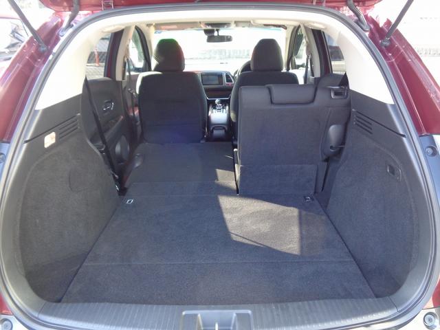 ヴェゼル ハイブリッドＸ　車検整備付　衝突軽減ブレーキ　純正メモリーナビ地デジＴＶ　バックカメラ　スマートキ－Ｐスタート　クルーズコントロール　横滑り防止　コ－ナ－センサ－　電動パ－キング　カ－テンエアバック　ＬＥＤライト（29枚目）