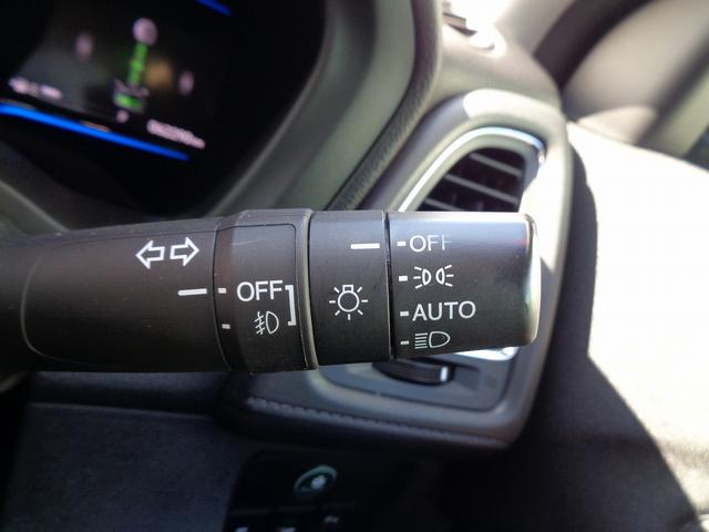 ヴェゼル ハイブリッドＸ　車検整備付　衝突軽減ブレーキ　純正メモリーナビ地デジＴＶ　バックカメラ　スマートキ－Ｐスタート　クルーズコントロール　横滑り防止　コ－ナ－センサ－　電動パ－キング　カ－テンエアバック　ＬＥＤライト（41枚目）