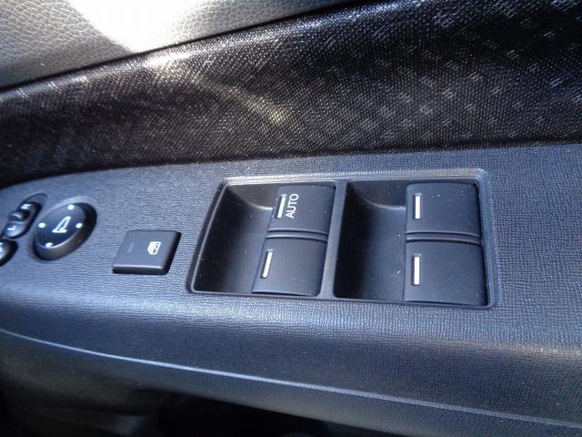 Ｎ－ＷＧＮカスタム Ｇ　ＳＳパッケージ　整備付　衝突軽減ブレーキ　純正メモリーナビ地デジＴＶ　バックカメラ　スマ－トキ－Ｐスタ－ト　フルオ－トＡＣ　クル－ズコントロ－ル　横滑防止　カ－テンエアバック　オ－トライト　ハ－フレザ－シ－ト　ＨＩＤ（50枚目）