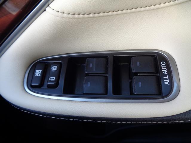 クラウン ロイヤルサルーン 車検整備付 純正HDDナビ地デジTV バックカメラ パワ-シ-ト スマ-トキ-Pスタ-ト クル-ズコントロ-ル フルオ-トAC オ-トライト カ-テンエアバック リアコ-ナ-センサ- HID ETC(39枚目)