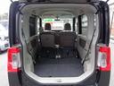 リアシートを倒すと広い荷室になります