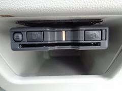 高速道路で便利なＥＴＣもついてます 6