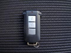 ���ޡ��ȥ�������Ӥ��Ƥ�������ǥ��󥸥󥹥����Ȥ�ɥ����å��λܾ����������Ǥ��ޤ� 4