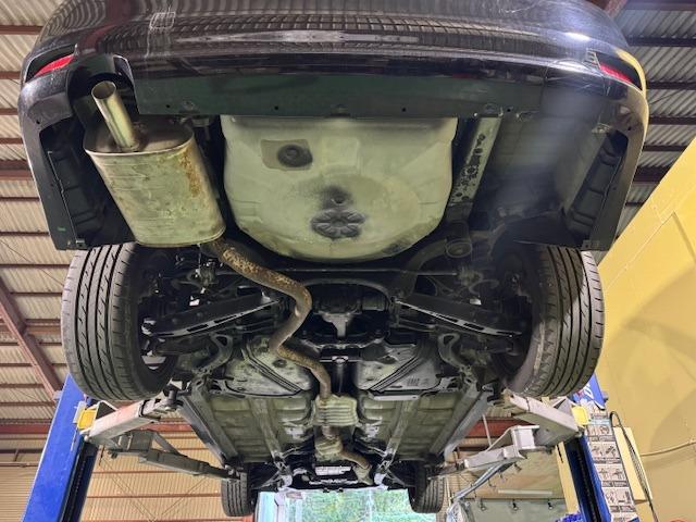 レガシィB4 2.5i ユーザー買取車 車検R8 12月まで 4WD 社外17インチアルミ ETC(14枚目)