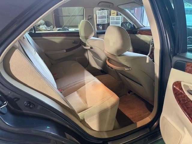 クラウン ロイヤルサルーン　ユーザー買取車　車検Ｒ８　６月末まで　地デジ　バックカメラ　運転席パワーシート　純正アルミ　スペアキー（8枚目）