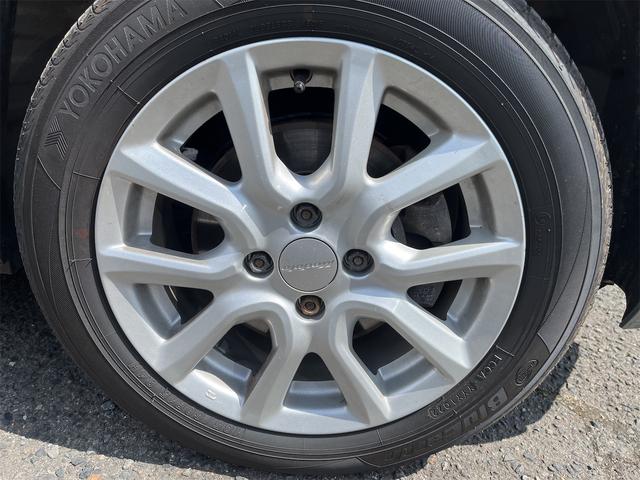 フィットハイブリッド Lパッケージ 4WD ハイブリット Lパッケージ アイドリングストップ キーレスエントリー スマートキー プッシュスタート ナビ ETC フロントドライブレコーダー バックカメラ(12枚目)