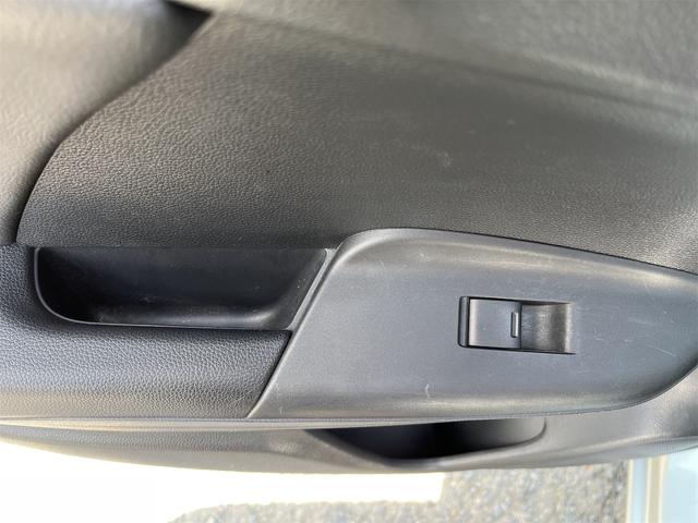 フィットハイブリッド Lパッケージ 4WD ハイブリット Lパッケージ アイドリングストップ キーレスエントリー スマートキー プッシュスタート ナビ ETC フロントドライブレコーダー バックカメラ(22枚目)