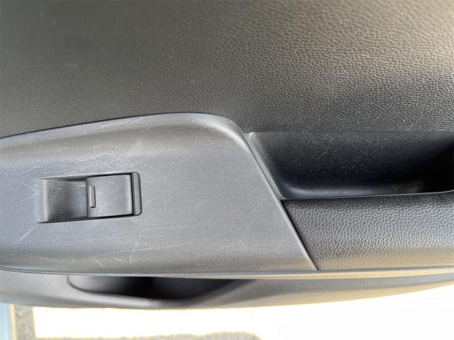 フィットハイブリッド Lパッケージ 4WD ハイブリット Lパッケージ アイドリングストップ キーレスエントリー スマートキー プッシュスタート ナビ ETC フロントドライブレコーダー バックカメラ(31枚目)