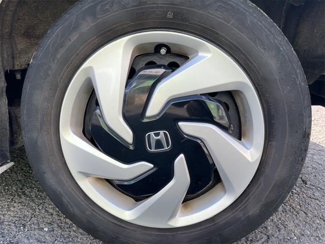 フリードハイブリッド ハイブリッド プレミアムエディション ハイブリッドプレミアムエディション CVT アイドリングストップ キーレスエントリー スマートキー 両側電動スライドドア ナビ バックカメラ 前方ドライブレコーダー フリップダウンモニター(16枚目)