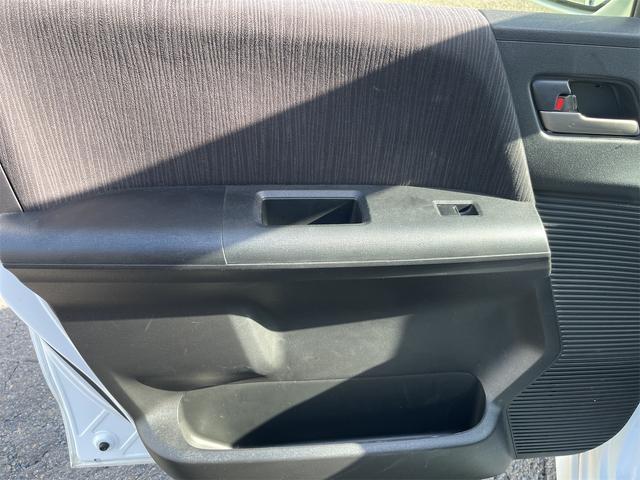 フリードハイブリッド ハイブリッド プレミアムエディション ハイブリッドプレミアムエディション CVT アイドリングストップ キーレスエントリー スマートキー 両側電動スライドドア ナビ バックカメラ 前方ドライブレコーダー フリップダウンモニター(23枚目)