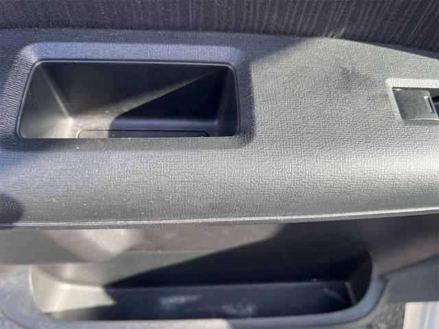 フリードハイブリッド ハイブリッド プレミアムエディション ハイブリッドプレミアムエディション CVT アイドリングストップ キーレスエントリー スマートキー 両側電動スライドドア ナビ バックカメラ 前方ドライブレコーダー フリップダウンモニター(24枚目)