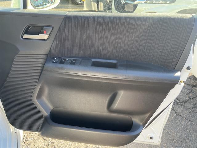 フリードハイブリッド ハイブリッド プレミアムエディション ハイブリッドプレミアムエディション CVT アイドリングストップ キーレスエントリー スマートキー 両側電動スライドドア ナビ バックカメラ 前方ドライブレコーダー フリップダウンモニター(26枚目)