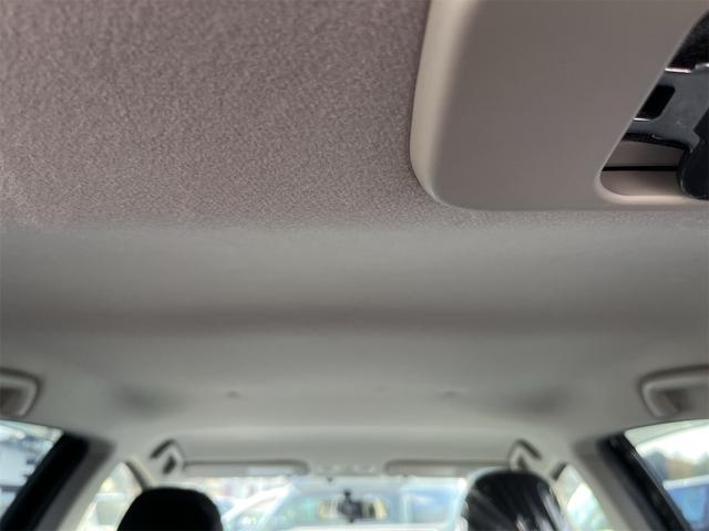 アクア Ｓ　Ｓ　ＣＶＴ　アイドリングストップ　キーレスエントリー　ナビ　ＥＴＣ　バックカメラ　ＡＢＳ　ハイブリッド　オートエアコン（20枚目）