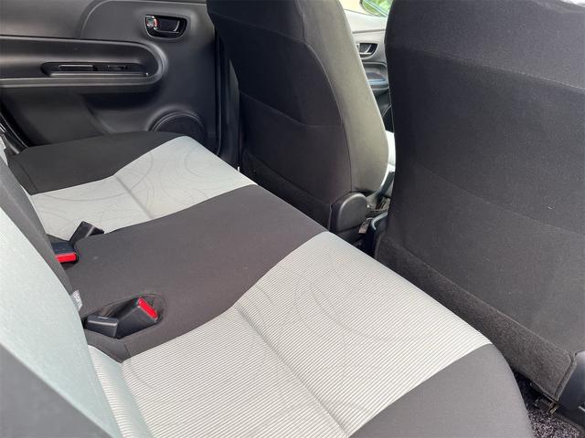 アクア Ｓ　Ｓ　ＣＶＴ　アイドリングストップ　キーレスエントリー　ナビ　ＥＴＣ　バックカメラ　ＡＢＳ　ハイブリッド　オートエアコン（32枚目）