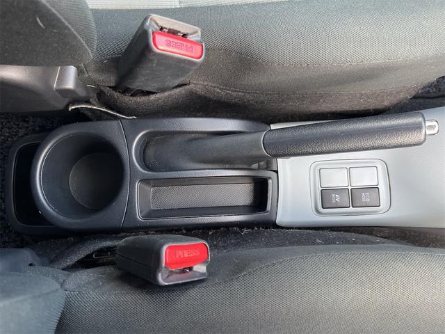 アクア Ｓ　Ｓ　ＣＶＴ　アイドリングストップ　キーレスエントリー　ナビ　ＥＴＣ　バックカメラ　ＡＢＳ　ハイブリッド　オートエアコン（40枚目）