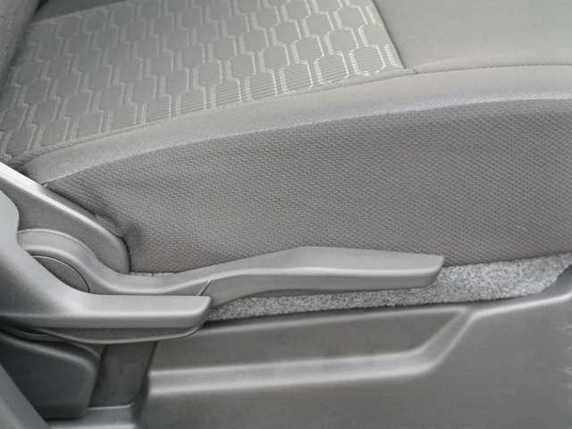 フレア ＨＹＢＲＩＤ　ＸＳ　４ＷＤ車　３６０°カメラ付き　オーディオレス（15枚目）