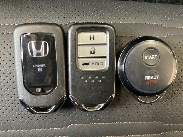 ＣＲ－Ｖハイブリッド ｅ：ＨＥＶＥＸ・ブラックエディション　光触媒抗菌消臭施工済　ドラレコ　エンジンスターター　ナビ　サンルーフ　シートヒーター　ＭＴモード　パワーテールゲート　インテリキー　ＣＭＢＳ　Ｂモニター　キーレス　オートエアコン　パワーシート　ＥＴＣ（14枚目）