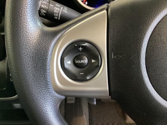 N-BOXカスタム G 光触媒抗菌消臭施工済 ディスプレイオーディオ シートヒーター Bカメラ アイドリングSTOP スマキー 運転席エアバッグ パワーステアリング パワーウィンドウ フルタイム4WD 盗難防止 エアコン(11枚目)