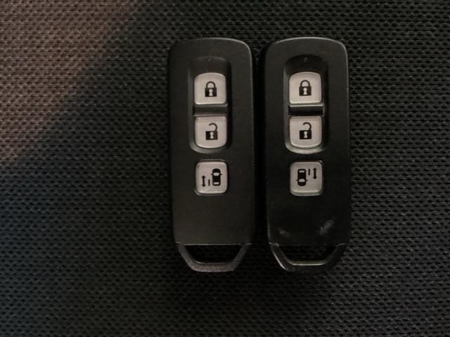 N-BOXカスタム G 光触媒抗菌消臭施工済 ディスプレイオーディオ シートヒーター Bカメラ アイドリングSTOP スマキー 運転席エアバッグ パワーステアリング パワーウィンドウ フルタイム4WD 盗難防止 エアコン(12枚目)