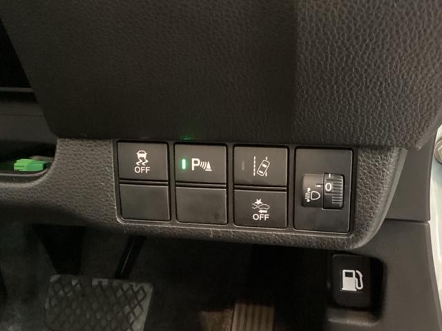 Ｎ－ＯＮＥ オリジナル　光触媒抗菌消臭施工済　エンジンスターター　ドラレコ前後　ナビ　障害物センサー　シートヒーター　ＥＴＣ　Ｒカメラ　パーキングセンサー　シ－トヒ－タ－　ＬＥＤヘッドライト　横滑り防止　サイドエアバッグ（15枚目）