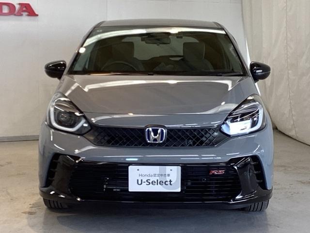 【Ｈｏｎｄａ認定中古車Ｕ−Ｓｅｌｅｃｔ】　エンジン、オーディオやカーナビ（社外品は除く）に至るまで保証をお付け致します。全国のホンダディーラーで保証と整備が受けられます。