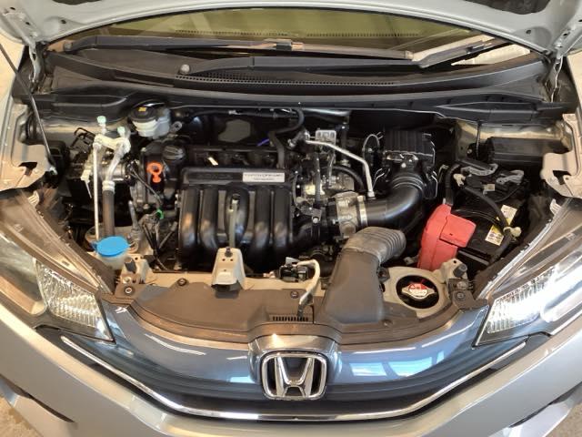 フィット １３Ｇ・Ｆパッケージ　光触媒抗菌消臭施工済　ナビ　ＥＴＣ　ワンセグＴＶ　エコアイドル　キーレスエントリー　スマートキーシステム　横滑り防止　バックモニター　ＤＶＤ再生機能　盗難防止システム　マニュアルエアコン　４ＷＤ（21枚目）