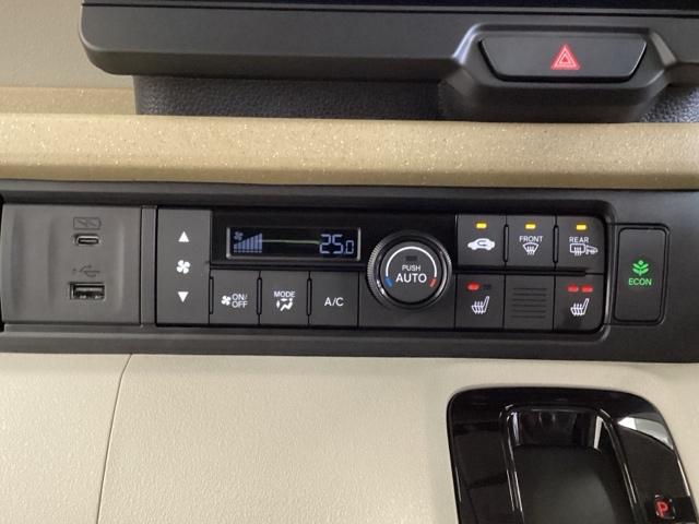 Ｎ－ＢＯＸ ベースグレード　中古スタッドレスタイヤ、純正メモリーナビ、ドライブレコーダー前後装着＋ＥＴＣ付　当社デモカー　エアバック　横滑り防止　Ｄレコ　４ＷＤ車　Ｒカメ　前後ソナー　ＬＥＤライト　サイドカーテンエアバック（12枚目）