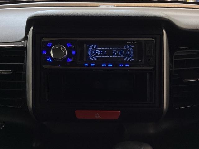 Ｎ－ＢＯＸカスタム Ｇ・Ｌパッケージ　光触媒抗菌消臭施工済　ＡＭ／ＦＭチューナー　ＵＳＢ接続　プッシュスタートスマートキー　フルオートエアコン　キーフリー　ＥＳＣ　ベンチシ－ト　パワーウィンドウ　ＥＣＯＮ　パワーステアリング　ＡＢＳ（6枚目）