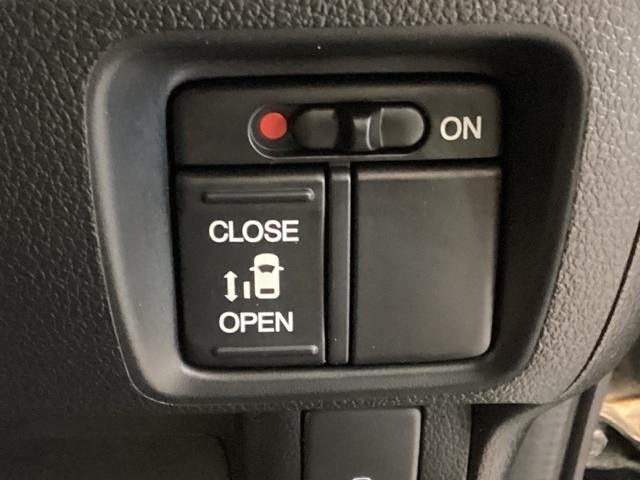 Ｎ－ＢＯＸカスタム Ｇ・Ｌパッケージ　光触媒抗菌消臭施工済　ＡＭ／ＦＭチューナー　ＵＳＢ接続　プッシュスタートスマートキー　フルオートエアコン　キーフリー　ＥＳＣ　ベンチシ－ト　パワーウィンドウ　ＥＣＯＮ　パワーステアリング　ＡＢＳ（11枚目）