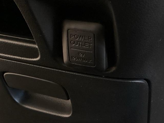 Ｎ－ＢＯＸカスタム Ｇ・Ｌパッケージ　光触媒抗菌消臭施工済　ＡＭ／ＦＭチューナー　ＵＳＢ接続　プッシュスタートスマートキー　フルオートエアコン　キーフリー　ＥＳＣ　ベンチシ－ト　パワーウィンドウ　ＥＣＯＮ　パワーステアリング　ＡＢＳ（13枚目）