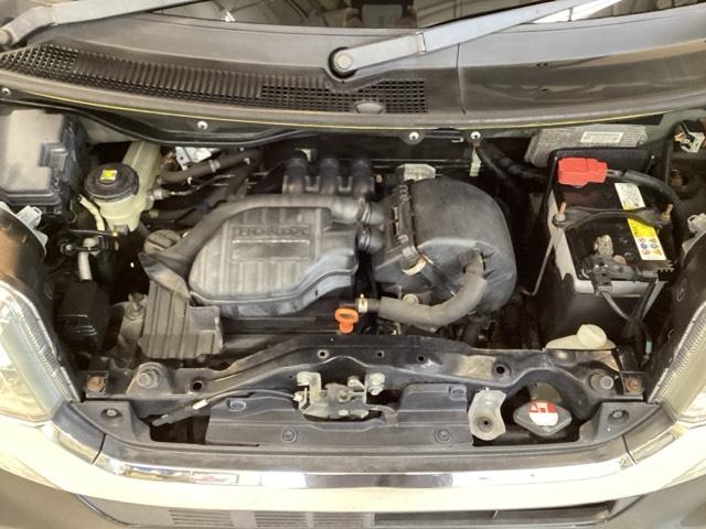 Ｎ－ＢＯＸカスタム Ｇ・Ｌパッケージ　光触媒抗菌消臭施工済　ＡＭ／ＦＭチューナー　ＵＳＢ接続　プッシュスタートスマートキー　フルオートエアコン　キーフリー　ＥＳＣ　ベンチシ－ト　パワーウィンドウ　ＥＣＯＮ　パワーステアリング　ＡＢＳ（18枚目）