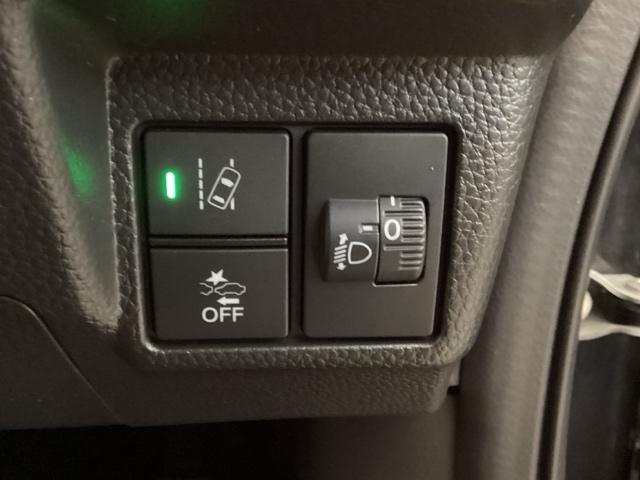 Ｎ－ＢＯＸカスタム Ｌ　光触媒抗菌消臭施工済　エンジンスターター　障害物センサー　ナビ　シートヒーター　スマ－トキ－　ＡＣ　キーレスエントリー　オートクルーズ　ＬＥＤ　コーナーセンサー　Ｒカメラ　横滑防止装置　ＡＢＳ　ＤＶＤ（16枚目）