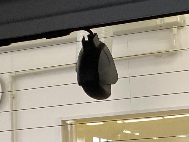 フリード Ｇ・ホンダセンシング　ドライブレコーダー前後装備車　光触媒抗菌消臭施工済　ナビ　シートヒーター　ＥＴＣ　Ｆセグ　追突被害軽減ブレーキ　ｉストップ　Ｗエアバッグ　パワーウィンドウ　アクティブクルーズコントロール　スマートキ（17枚目）